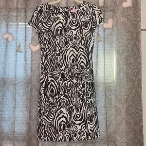 Lilly Pulitzer Layton Full Entourage Zebra Print with pockets!!